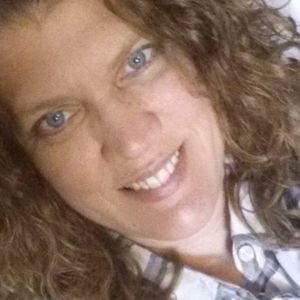 Meet your Posher, Leigh